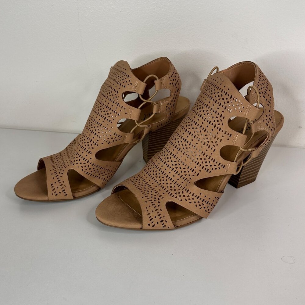 Y-Not Womens Ruuka Nubuck Block Heel‎ Cutout Sandals Size 8.5M Tan